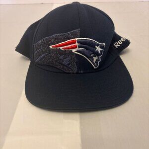 Reebok New England Patriots Fitted Hat Cap NFL Vintage S/M